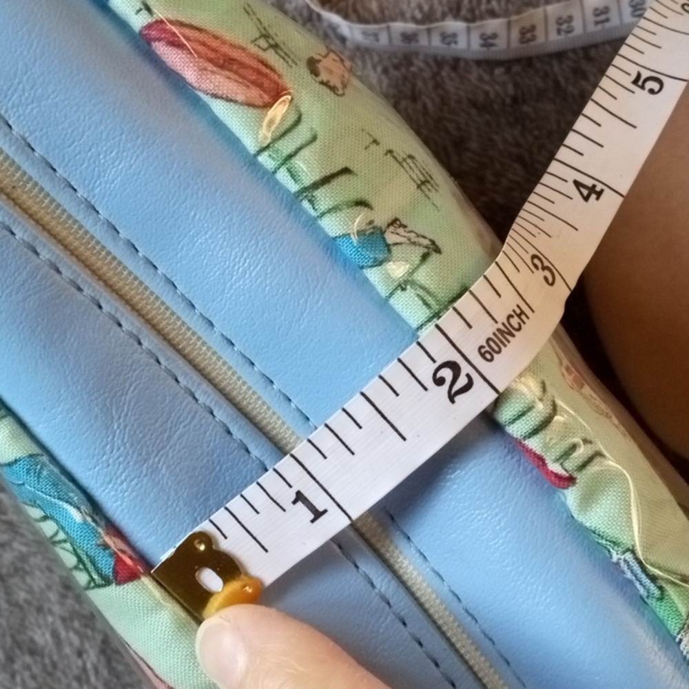 Atenti fifties pastimes zippered pouch for needlework, etc - Picture 8 of 8